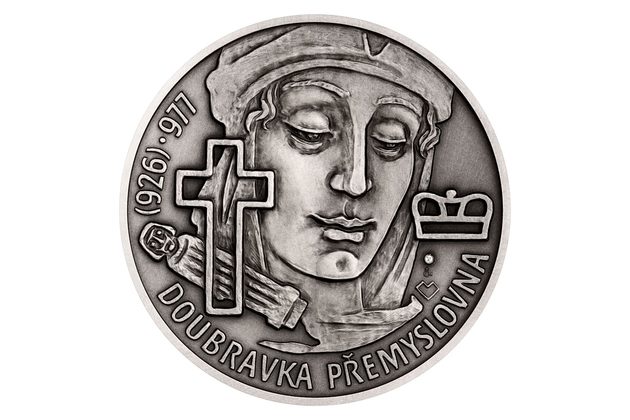 Stříbrná medaile Slavné nevěsty - Doubravka Přemyslovna standard/patina (ČM 2021)